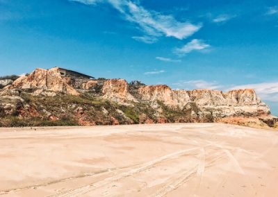 Rocce sul bagnasciuga di Praia das Fontes